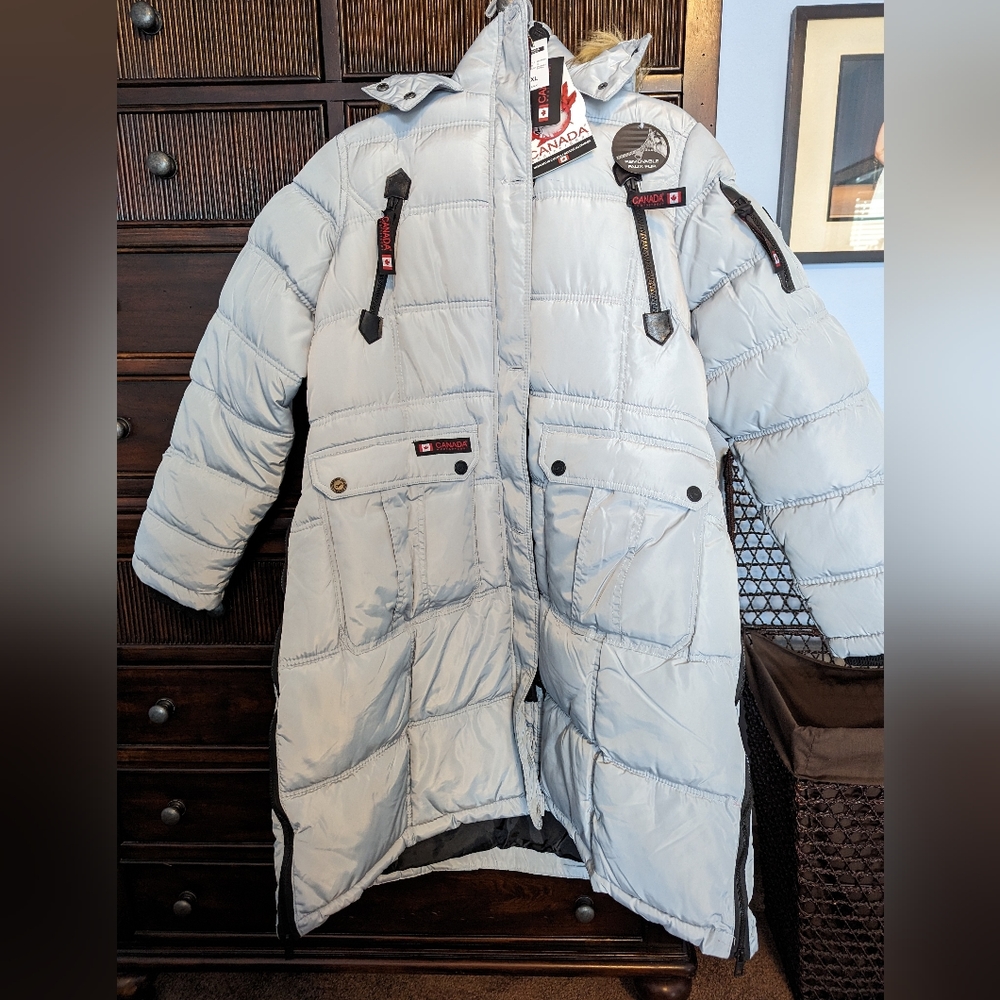 NWT Canada weather gear parka